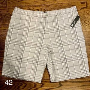 APT. 9 Mens Grey White Black Plaid Flat Front Longer Length Chino Shorts Size 42